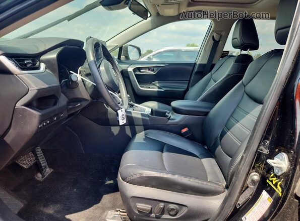 2T3A1RFV2RC478701 2024 TOYOTA RAV4 Black წინა სალონის ხედი