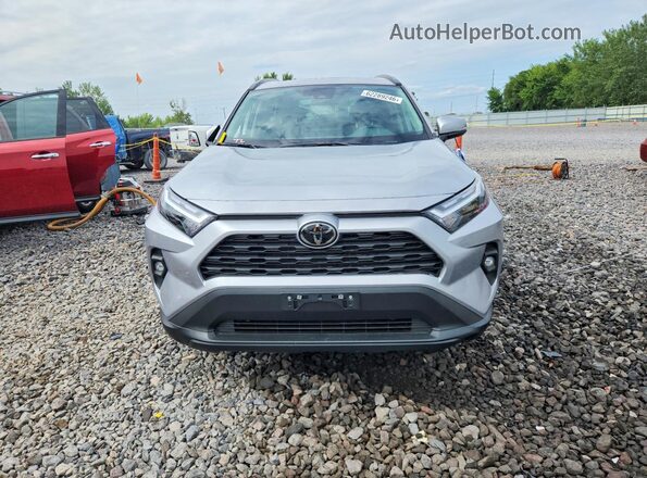 2T3A1RFV3SW542488 2025 TOYOTA RAV4 Silver Front view