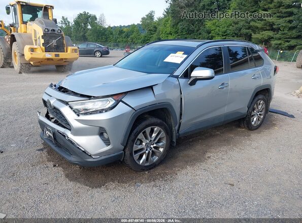 2T3A1RFV4KW070317 2019 TOYOTA RAV4 Silver Передня ліва чверть