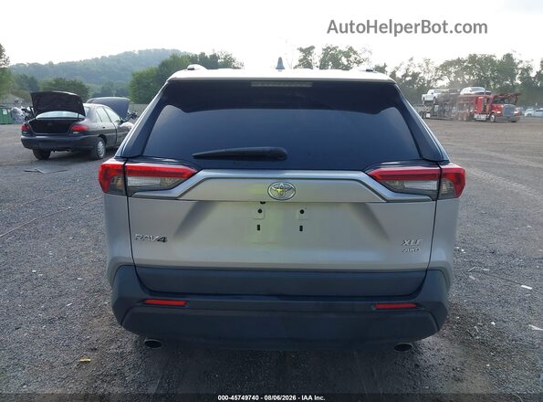 2T3A1RFV4KW070317 2019 TOYOTA RAV4 Silver 