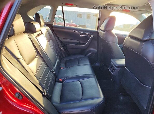 2T3A1RFV4KW076263 2019 TOYOTA RAV4 Red Вид задньої частини салону