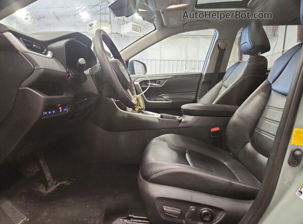 2T3A1RFV4LW139363 2020 TOYOTA RAV4 Green Vista interior delantera