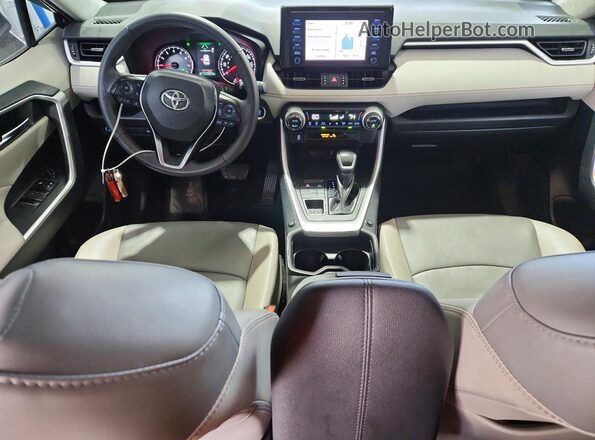 2T3A1RFV5KW078104 2019 TOYOTA RAV4 Black Vista del salpicadero