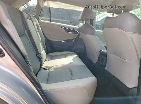 2T3A1RFV5PC350272 2023 TOYOTA RAV4 Gray Rear interior view