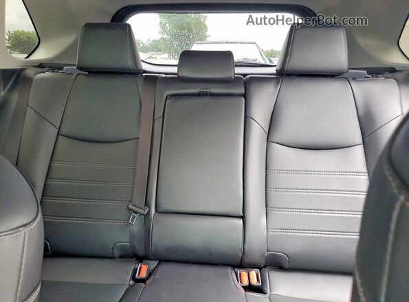 2T3A1RFV5RW458490 2024 TOYOTA RAV4 Красный Вид задних сидений