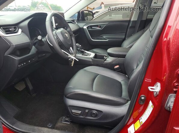 2T3A1RFV5RW458490 2024 TOYOTA RAV4 Красный Вид салона спереди