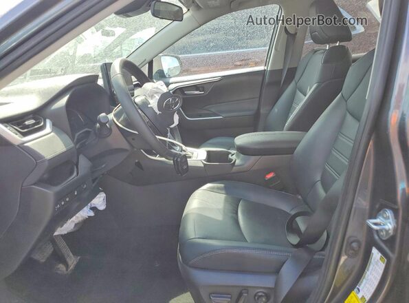 2T3A1RFV6PC387542 2023 TOYOTA RAV4 Gray Front interior view