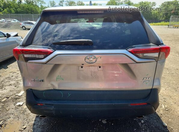 2T3A1RFV7MC256194 2021 TOYOTA RAV4 Silver Rear view