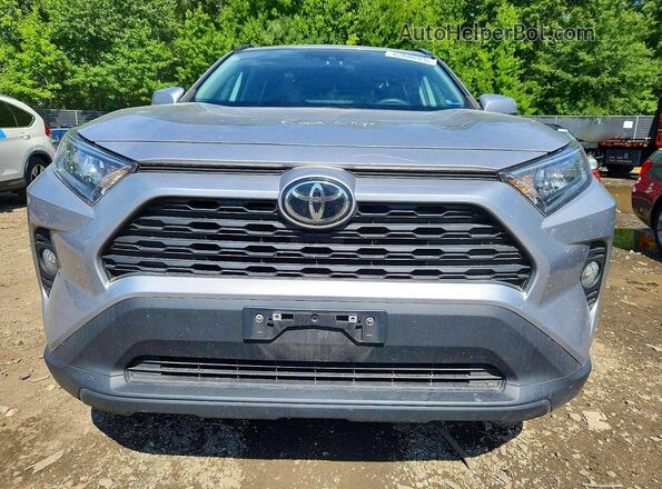 2T3A1RFV7MC256194 2021 TOYOTA RAV4 Silver Front view
