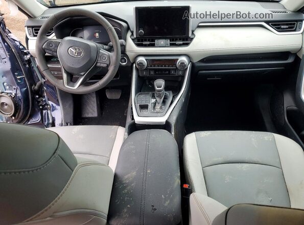 2T3A1RFV8SW602376 2025 TOYOTA RAV4 Blue Вид панелі приладів