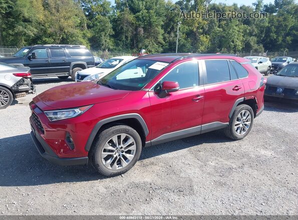2T3A1RFV9MW247415 2021 TOYOTA RAV4 Burgundy წინა მარცხენა ხედი სამი მეოთხედიდან