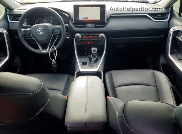 2T3A1RFV9SW557514 2025 TOYOTA RAV4 Белый Вид панели приборов