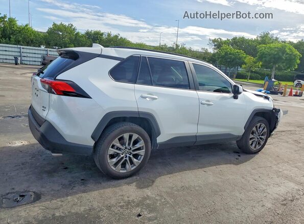 2T3A1RFV9SW557514 2025 TOYOTA RAV4 Белый Задняя правая четверть