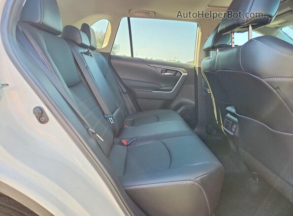2T3A1RFVXPW369270 2023 TOYOTA RAV4 White Rear interior view