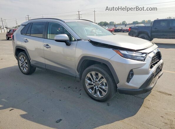 2T3A1RFVXRC400148 2024 TOYOTA RAV4 Silver Передня права чверть