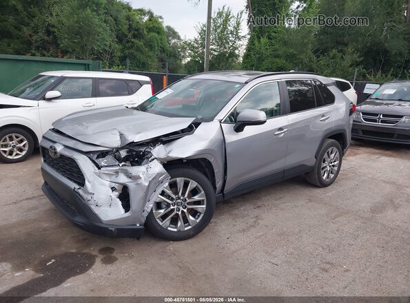 2T3A1RFVXRC459071 2024 TOYOTA RAV4 Silver წინა მარცხენა ხედი სამი მეოთხედიდან