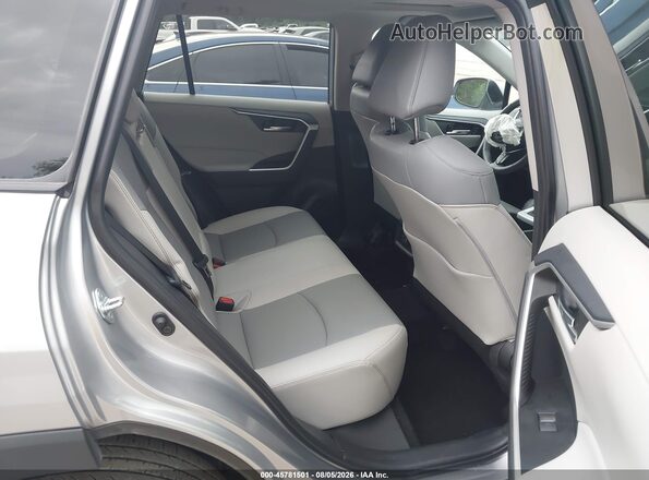2T3A1RFVXRC459071 2024 TOYOTA RAV4 Silver VIN კოდის სტიკერის ხედი