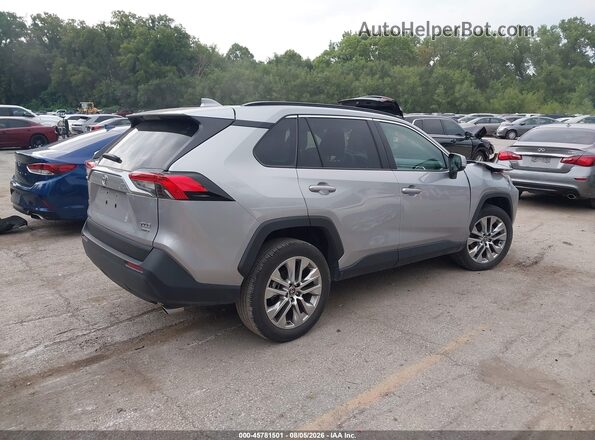 2T3A1RFVXRC459071 2024 TOYOTA RAV4 Silver უკანა მარჯვენა
