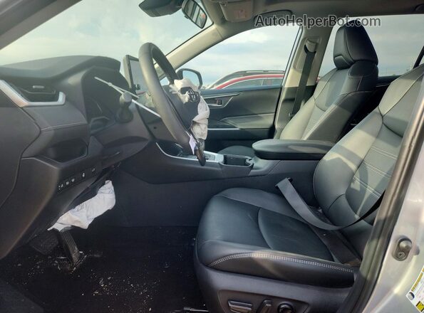 2T3A1RFVXSC549990 2025 TOYOTA RAV4 Серебряный Вид салона спереди