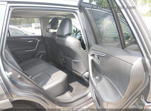 2T3A1RFVXSW561118 2025 TOYOTA RAV4 Gray Widok naklejki z numerem VIN