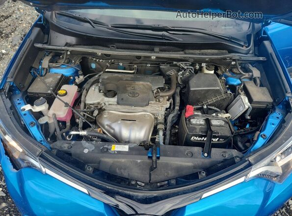 2T3BFREV0HW568773 2017 TOYOTA RAV4 Blue ძრავის განყოფილების ხედი