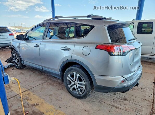 2T3BFREV0HW685883 2017 TOYOTA RAV4 Silver Задня ліва чверть