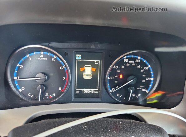 2T3BFREV0HW685883 2017 TOYOTA RAV4 Silver Вид щитка приладів