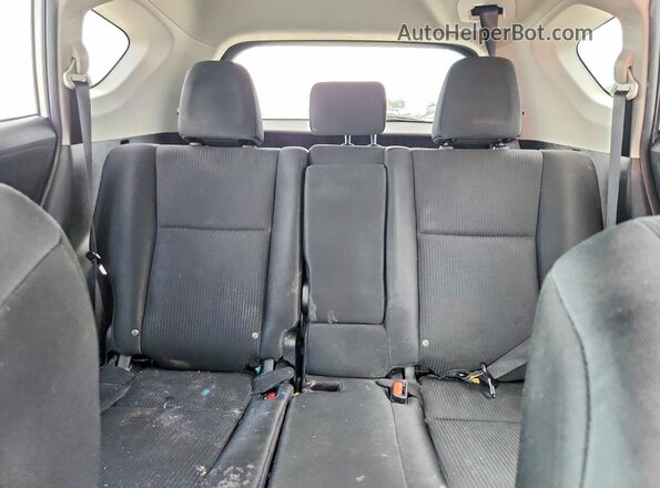 2T3BFREV0JW748941 2018 TOYOTA RAV4 White Rear seats view