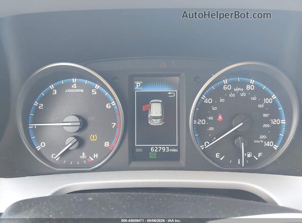 2T3BFREV1HW592113 2017 TOYOTA RAV4 Серый Вид задних сидений
