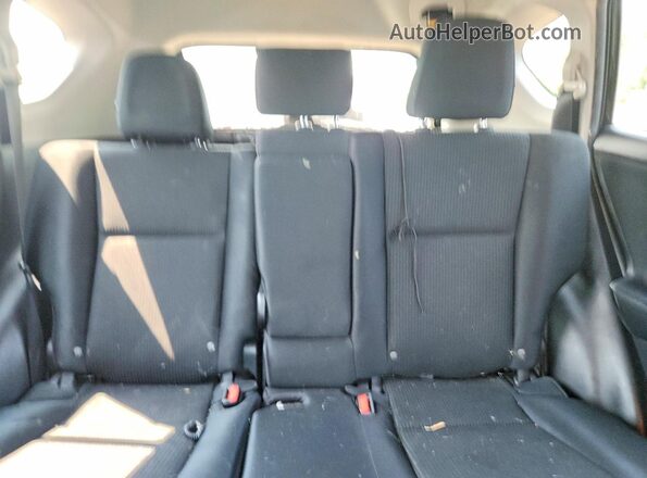 2T3BFREV1HW654528 2017 TOYOTA RAV4 Black Vista de los asientos traseros