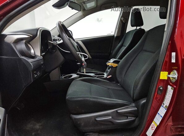 2T3BFREV1JW743988 2018 TOYOTA RAV4 Burgundy Front interior view