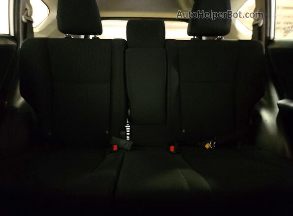 2T3BFREV2JW845543 2018 TOYOTA RAV4 White Вид задніх сидінь