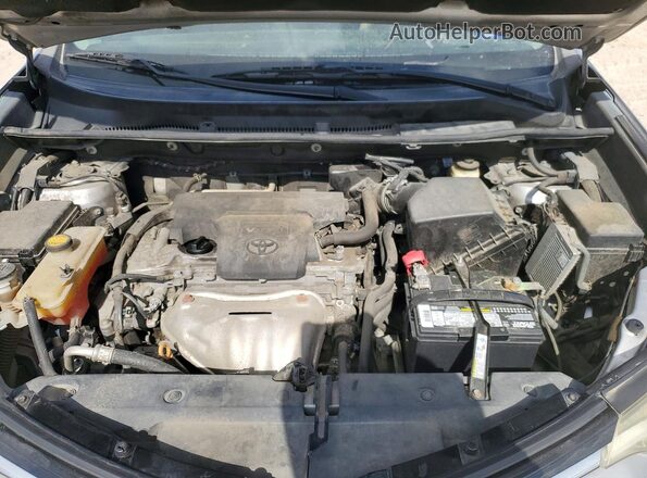 2T3BFREV3JW723953 2018 TOYOTA RAV4 Silver Widok komory silnika