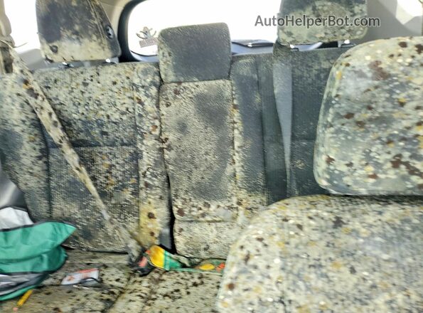 2T3BFREV3JW723953 2018 TOYOTA RAV4 Silver Widok tylnych siedzeń