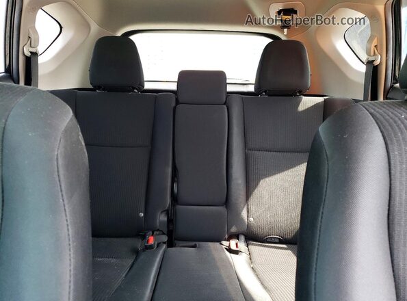 2T3BFREV4HW603010 2017 TOYOTA RAV4 Черный Вид задних сидений