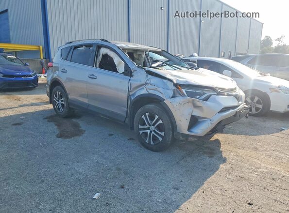 2T3BFREV4JW701752 2018 TOYOTA RAV4 Silver Delantero derecho
