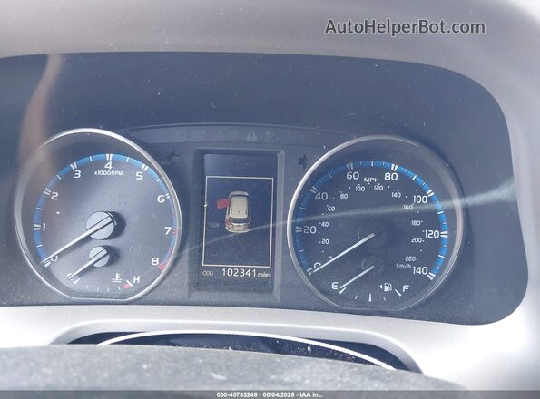 2T3BFREV4JW790609 2018 TOYOTA RAV4 Белый Вид задних сидений