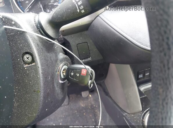 2T3BFREV4JW810566 2018 TOYOTA RAV4 Красный Вид панели приборов