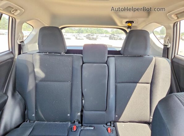 2T3BFREV5HW566100 2017 TOYOTA RAV4 Silver Вид задніх сидінь