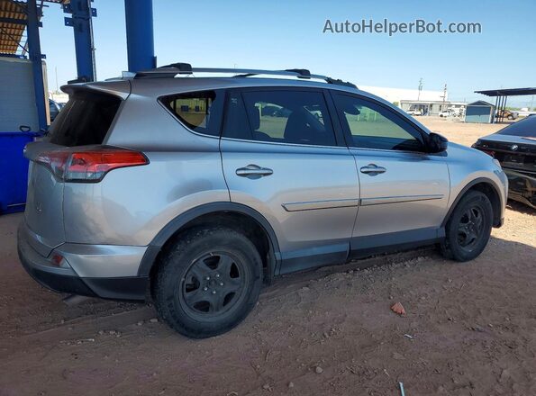 2T3BFREV6HW654668 2017 TOYOTA RAV4 Silver უკანა მარჯვენა