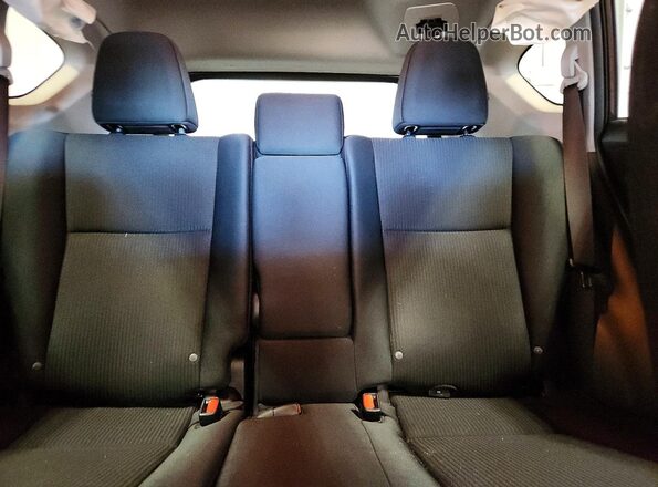 2T3BFREV6HW659255 2017 TOYOTA RAV4 Burgundy Vista de los asientos traseros