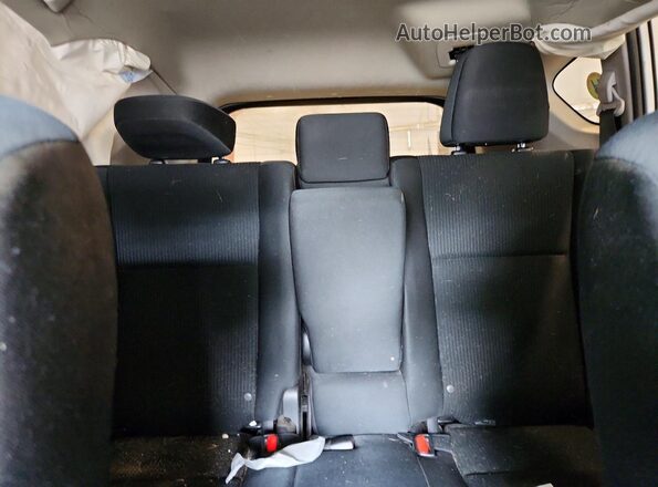 2T3BFREV6JW747079 2018 TOYOTA RAV4 White Vista de los asientos traseros