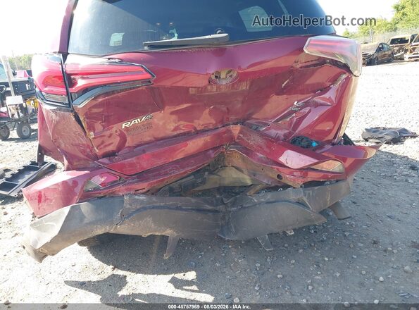 2T3BFREV6JW781202 2018 TOYOTA RAV4 Red Widok z przodu