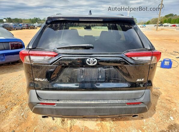 2T3C1RFV0NC213116 2022 TOYOTA RAV4 Черный Вид сзади