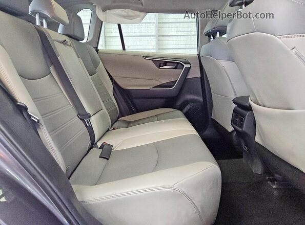 2T3C1RFV1SC308229 2025 TOYOTA RAV4 White Հետևի նստատեղերի տեսք