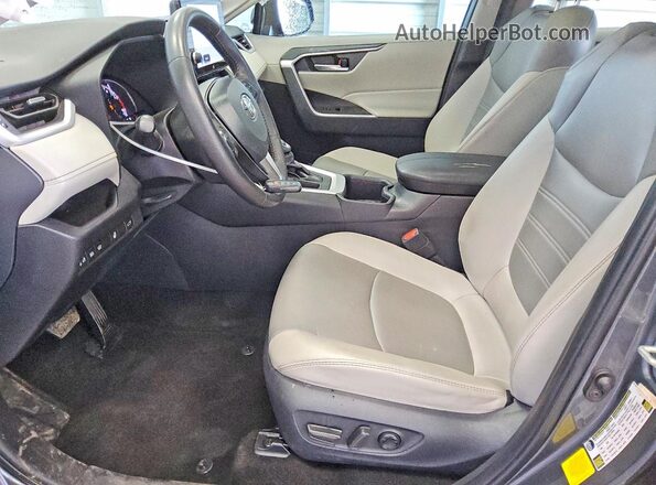 2T3C1RFV1SC308229 2025 TOYOTA RAV4 White Սալոնի դիմացի տեսք