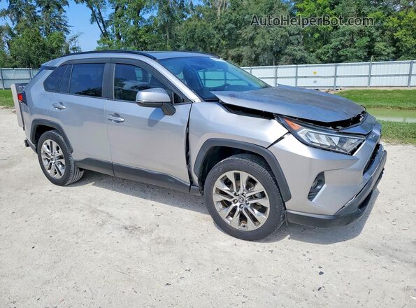 2T3C1RFV2LC053446 2020 TOYOTA RAV4 Silver Przód prawy
