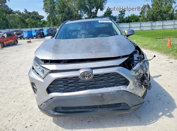 2T3C1RFV2LC053446 2020 TOYOTA RAV4 Silver Widok z przodu
