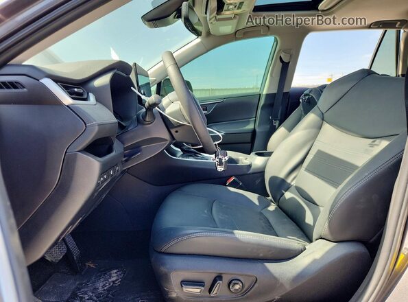2T3C1RFV2SC351476 2025 TOYOTA RAV4 Gray Widok deski rozdzielczej