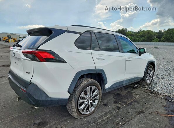 2T3C1RFV3KW026558 2019 TOYOTA RAV4 White უკანა მარჯვენა